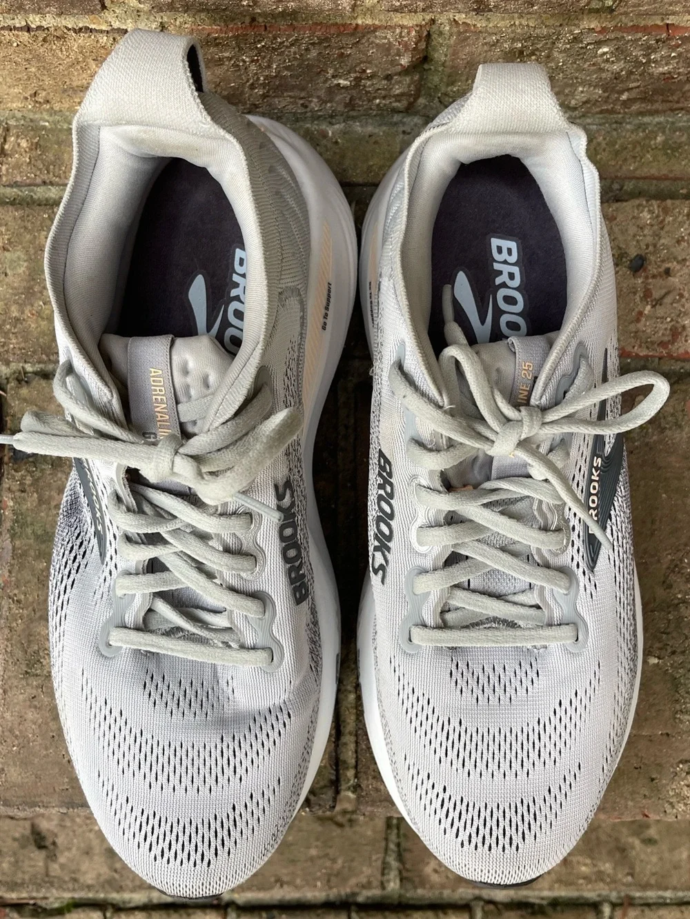 Brooks Women's Adrenaline GTS Athletic Shoes - Light Gray with Peach Accents
